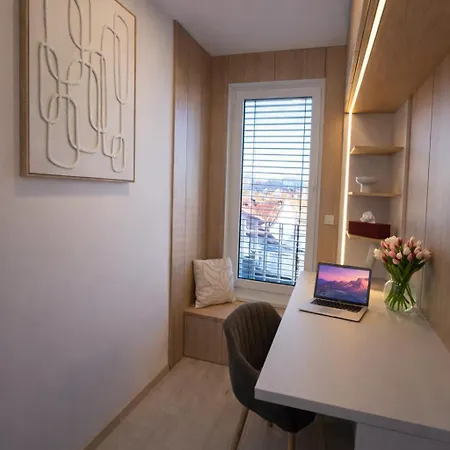 Appartement M&m Premium New In The Center - Free Parking Košice